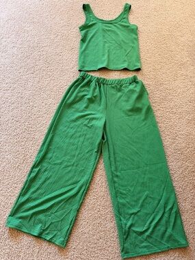 SHEIN Green Tank Top and Wide-Leg Pajama Set